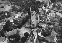 Chantelle Le Château * Vue Aérienne Sur La Place De L'église Du Village - Autres & Non Classés