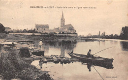 Chalonnes Sur Loire           49         Bords De Loire  Pêcheur Dans Sa Barque            (voir Scan) - Chalonnes Sur Loire