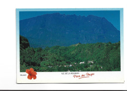 CPM  LA REUNION, PITON DES NEIGES Et VILLAGE DE SALAZIE - Reunion