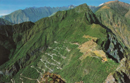 PEROU - The 13 Hairpin Curved Roads Leading To Machupicchu From The Railroad Terminal - Carte Postale - Pérou