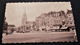 ANDERLECHT -   Place De La Vaillance Et Eglise St Guidon - Anderlecht