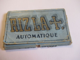 Carnet Ancien De Papier à Cigarette/RIZ La + / Bleu/Automatique/LACROIX Fils /Angoulême/vers 1950-1970 CIG91 - Altri & Non Classificati