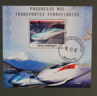 MOZAMBIQUE: Trains, Train, Locomotives, TGV//  BF Oblitéré (used) Shinkansen, Kawasaki Prototype, Fastech 360S - Trains