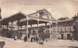 Valréas * Place Et Les Halles * Villageois - Valreas