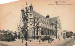 BELGIQUE - Bruxelles - Eglise Notre-Dame Du Sablon Et  Rue De La Régence - Carte Postale Ancienne - Monuments, édifices