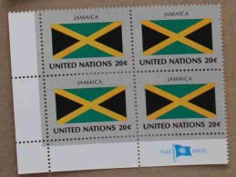 Ny83-02 : Nations-Unies (N-Y) - Drapeaux Des Etats Membres De L'ONU (IV), Jamaïque Avec Une Vignette - Neufs