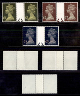 EUROPA - GRAN BRETAGNA - 1977 - Elisabetta II Machin (732/734) - Serie Completa In Coppie Orizzontali Con Interspazio Al - Autres & Non Classés