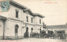 Montélimar * Place Et Parvis De La Gare * Attelage Diligence - Montelimar