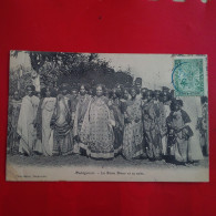 MADAGASCAR LA REINE BINAO ET SA SUITE - Madagascar