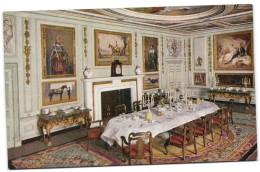The Queen's Doll's House - Dinning Room - Windsor Castle