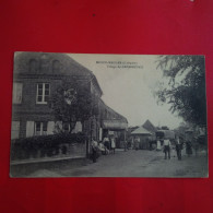 MESNIL AUGER VILLAGE DE CAPARMESNIL  DEVANTURE AU BISSON ANIMEE - Otros & Sin Clasificación