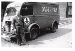 Photographie - Monsieur Legrois Waremme Rue Des Fabrique - 1959 - Jager Pils - Roelants - Dim 12/18 Cm - Geïdentificeerde Personen