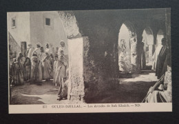 Algérie.  Ouled-Djellal . Les Arcades De Sidi Khaleb. - Mannen