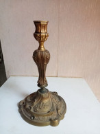 Ancien Bougeoir Bronze Doré Transformé Pour Lampe Hauteur 23 Cm - Bronzes