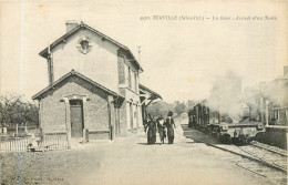 YERVILLE La Gare, Arrivée Du Train - Yerville