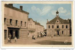 32- RISCLE-SUR-ADOUR- HOTEL  DE  VILLE  N80 - Riscle