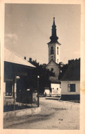 Trestina - Carte Photo - Rue Du Village Et L'église - Tchéquie République Tchèque - Tschechische Republik