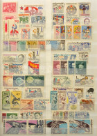 **, *, O Csehszlovákia Komplett Sorok, Egyedi Bélyegek, 10 Klf Blokk, Emlékív Stb. 4 Berakólapon / Czechoslovakia Lot On - Other & Unclassified