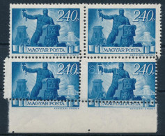 ** 1945 Újjáépítés 240P ívszéli Négyestömb Nagyon Látványosan Elfogazva (ráncok, Hajtott) / Mi 831 Margin Block Of 4 Wit - Sonstige & Ohne Zuordnung