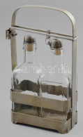 Antik Asztali Italkínáló Szett. 2 Darab Fémkupakos Parafadugóval Lezárt üveg, Kulccsal Zárható Szerelékkel, Oldalán Mono - Autres & Non Classés
