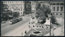 1948 Budapest, Blaha Lujza Tér Villamos, Tinódi Lantos Sebestyén Szobrával, Fotó, 4,5×8,5 Cm - Autres & Non Classés