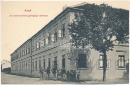 ** T4 Arad, Honvéd Gyalogsági Laktanya. Kerpel Izsó Kiadása / Military Infantry Barracks (vágott / Cut) - Ohne Zuordnung