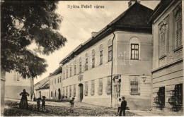 ** T1 Nyitra, Nitra; Felső Város. Fürst Sz. Kiadása / Street - Ohne Zuordnung