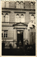 T2/T3 1941 Ungvár, Uzshorod, Uzhhorod, Uzhorod; Katolikus Gimnázium Udvara / Catholic Grammar School. Photo (EK) - Ohne Zuordnung