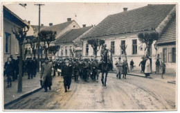 T2 1941 Csáktornya, Cakovec; Nagykanizsai Honvédség Bevonulása / Entry Of The Hungarian Troops. Photo - Sin Clasificación