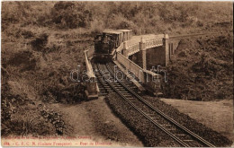** T2/T3 Conakry (Guinée Francais), Pont De Donkhéa / Railway Bridge With Locomotive (EK) - Ohne Zuordnung