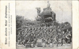 ** T2/T3 Chatham, Dover Gordon Boys' Orphanage, Pipers And Band At The Monument Of General Gordon (r) - Non Classés