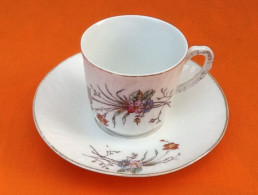 Tasse / Soucoupe à Café Ancienne Porcelaine Blanche Décor Floral / Papillon - Sonstige & Ohne Zuordnung