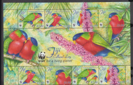 BIRDS - FIJI - 2012- WWF COLLARED  LORY SHEETET OF 8  MINT MEVER HINGED SG CAT £22 - Pinguini