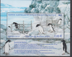 BIRDS - FRENCH ANT TERRITORY - 2012- PENGUINS SOUVENIR SHEET MINT MEVER HINGED SG CAT£18 - Pinguini