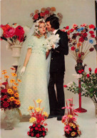 NOCES - L'époux Et La Mariée - Epoux Embrassant La Joue De Sa Femme - Colorisé - Carte Postale - Nozze