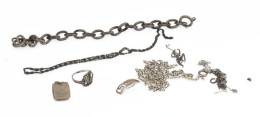 Ezüst (Ag) Gyűrű, Medál, Figura, Szakadt Nyakláncok, Stb össz 36 G - Sonstige & Ohne Zuordnung