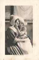 PHOTOGRAPHIE - Mère Et Fille - Carte Postale Ancienne - Fotografía