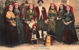 PHOTOGRAPHIE - Les Pyrénées - Un Jour De Fête - Colorisé - Carte Postale Ancienne - Fotografía