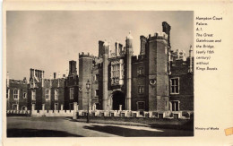 ROYAUME-UNI - Angletrre - Château De Hampton Court - Carte Postale Ancienne - Autres & Non Classés