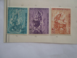 Lot De Timbres Du Laos Neufs Ou Charnierres Ou Oblitérés - Laos