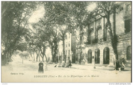 83 - Lorgues - Boulevard De La République Et La Mairie - Lorgues