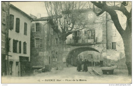 83 - Fayence, Place De La Mairie - Fayence