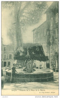 83 - Barjols, Fontaine De La Place De La Mairie - Barjols