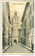 83 - Besse, L'Horloge Et La Grande Rue - Besse-sur-Issole