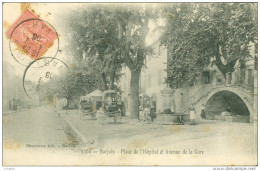 83 - Barjols, Place De L'Hôpital Et Avenue De La Gare - Barjols