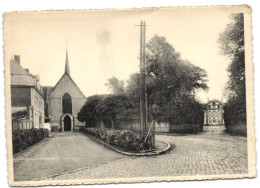 Abbaye Des Prémontrés à Bois-Seigneur-Isaac - La Chapelle Où Eut Lieu Le Miracle Du Saint-Sang En 1405 Et Le Château - Eigenbrakel