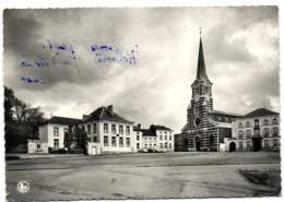 Rebecq-Rognon - Grand'Place Eglise St-Géry Et Monument Solvay - Rebecq