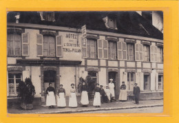 CHATEUNEUF-en-THYMERAIS -28- CARTE PHOTO - Hôtel De L'Ecritoire Tenu Par PILLAN - Animation - A 7096/97 - Châteauneuf