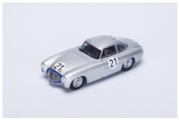 Mercedes-Benz 300 SL - 1st 24h Le Mans 1952 #21 - H. Lang/F. Riess - Spark - Spark