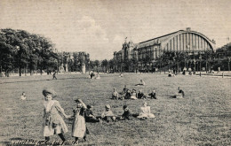 Loignyplatz Hamburg Children On The Grass 1906 Unused Real Photo Postcard. Publisher Dr Trnkler Co Hamburg - Eimsbüttel